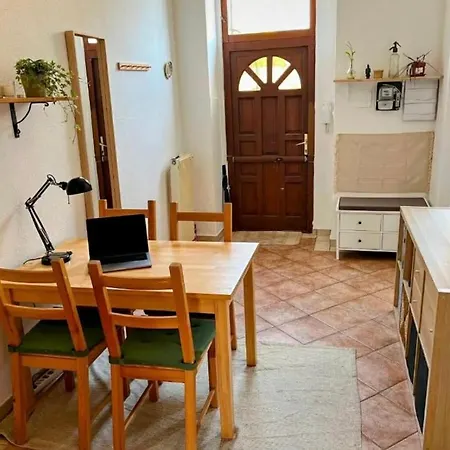 At Chain-bridge * 부다페스트